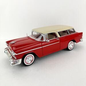 Maisto 1955 Chevrolet Nomad Wagon 1:18 Scale Die Cast Car Model